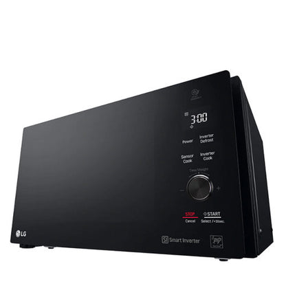 LG  42L NEOCHEF™ STAINLESS STEEL MICROWAVE WITH SMART INVERTER, GRILL OVEN
